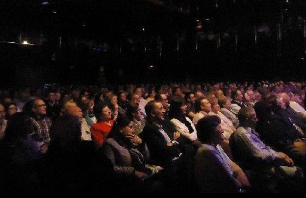 Cataluña aumentará el aforo permitido en teatros y salas de directos musicales