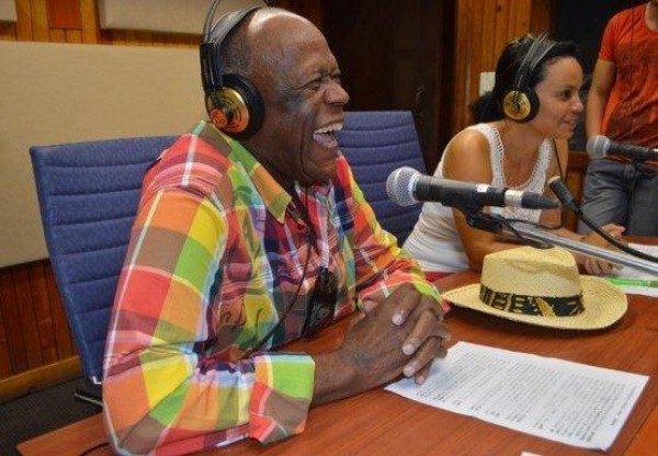 El dominicano Johnny Ventura presenta el álbum 'Tronco viejo' en Cuba
