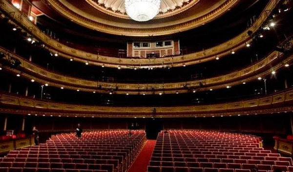 El Ministerio de Cultura anula la fusión de los teatros de la Zarzuela y Real