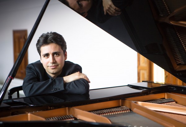 El pianista Francisco Fierro tocará el domingo en el Festival Alicia de Larrocha, en Madrid