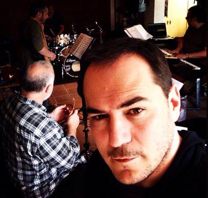Ismael Serrano se incorpora a Sony Music y editará el disco 'La llamada' con candombe y bachatas 