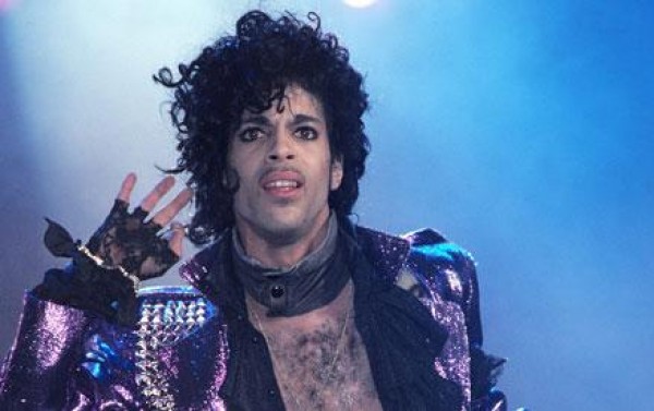 La venta de los discos y canciones de Prince se dispara
