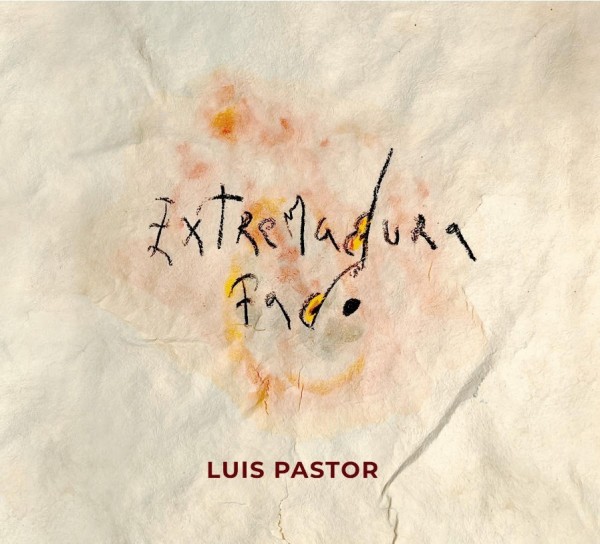 Luis Pastor celebra 50 años en la música con el álbum 'Extremadura fado'