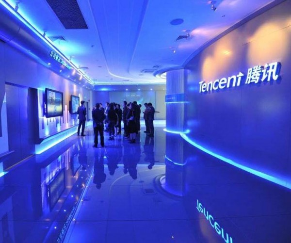 Vivendi vende el 10 por ciento de Universal Music al concorcio chino Tencent